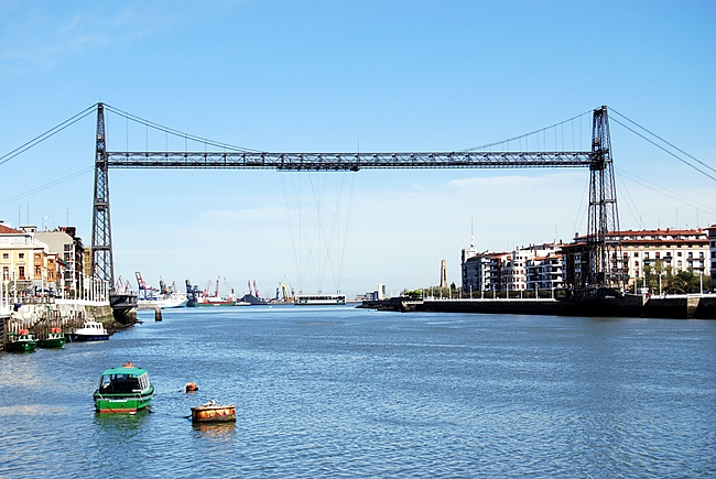 Puente de Vizcaya sobre el r&iacute;o Nervi&oacute;n